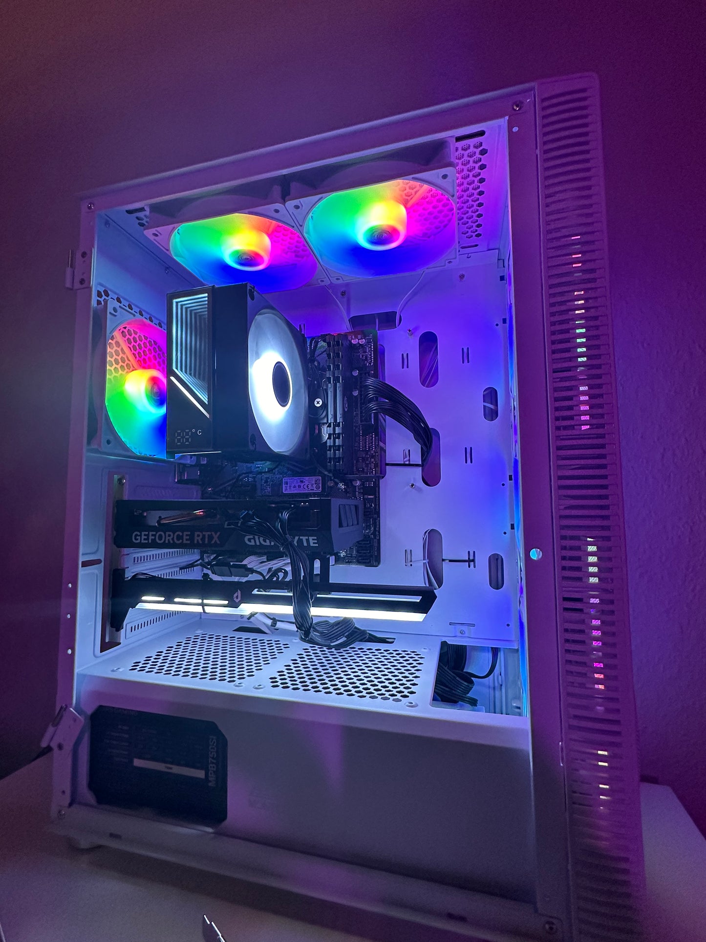 RTX 4060 Ryzen 7 5800x Gaming PC
