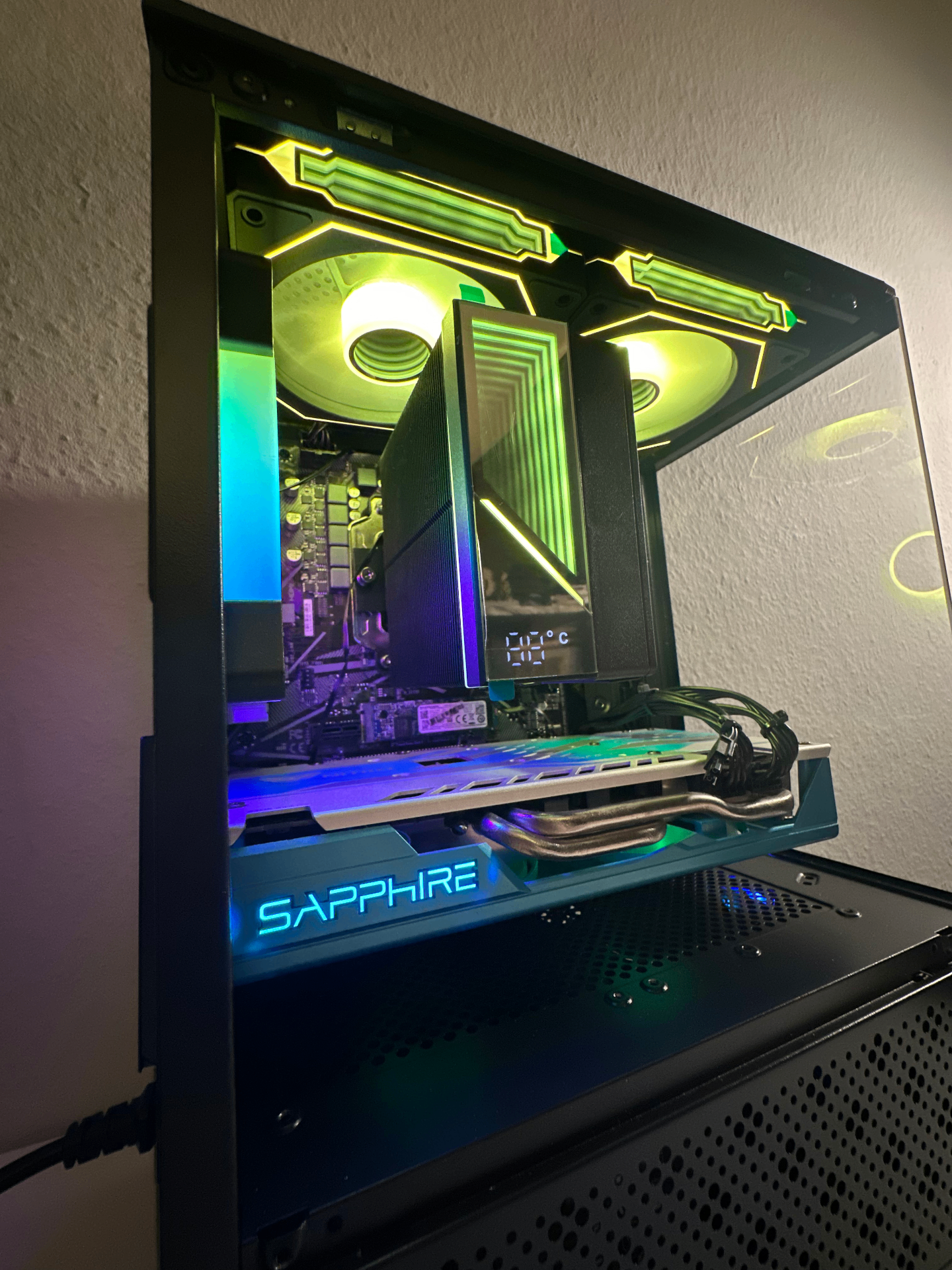 RX 590 Nitro+ Ryzen 5 2600 Gaming PC